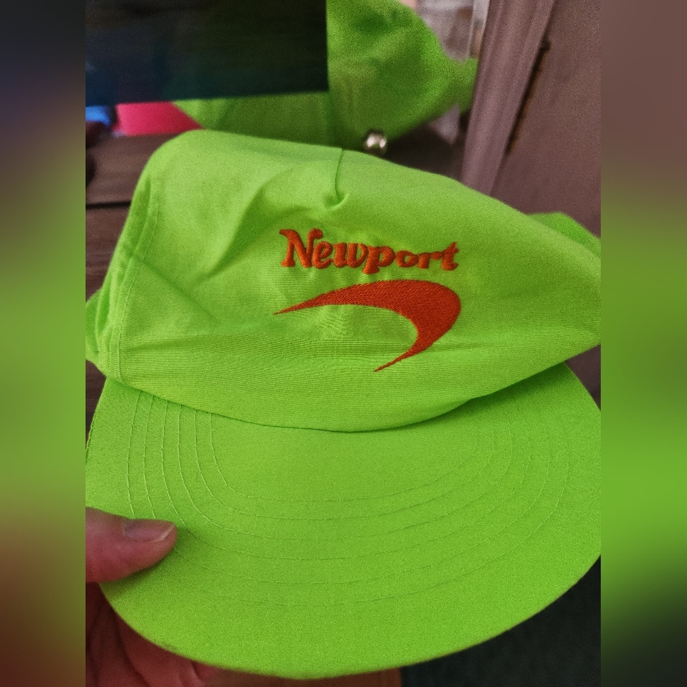 VINTAGE Newport Hat